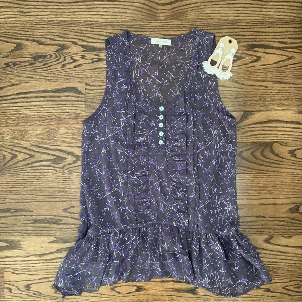 Sugar lips Ruffled sleeveless blouse